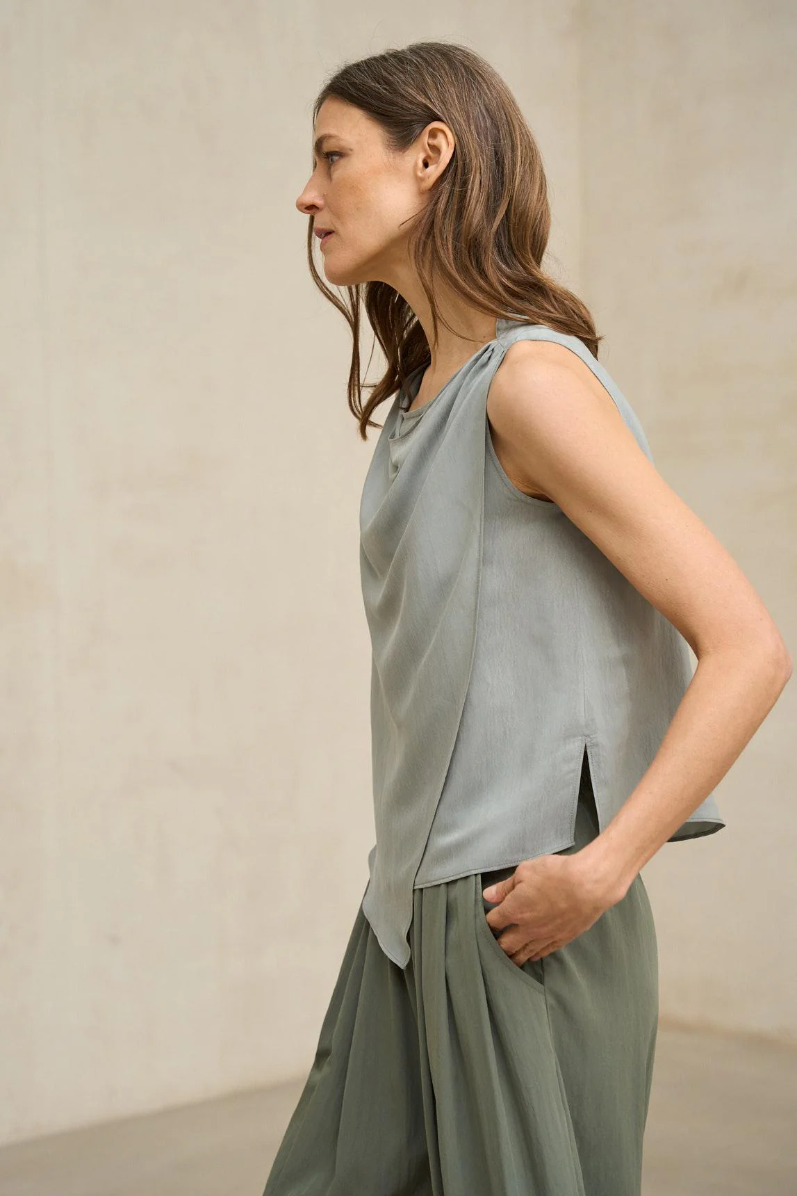 Blusa Nireya gris azulado - Image 3