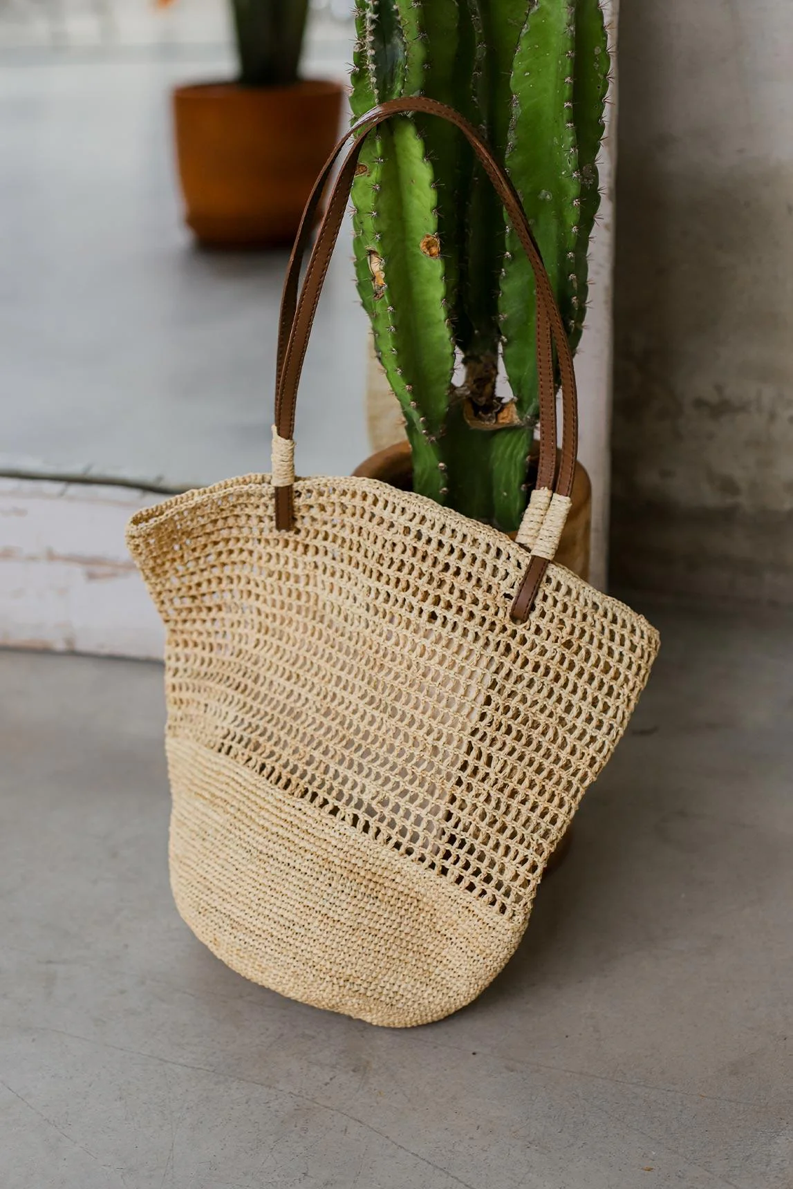 Bolso Arvena rafia trenzado - Image 3