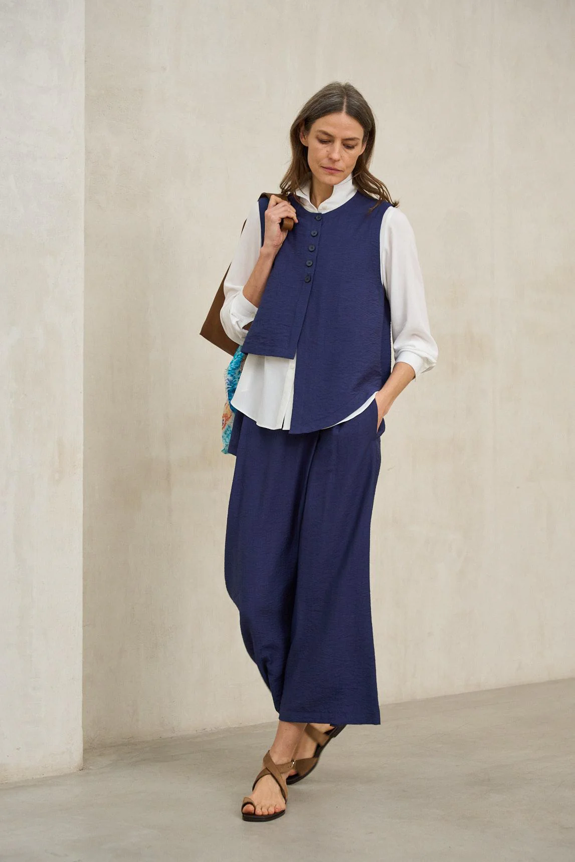 Chaleco Freja azul marino - Image 5