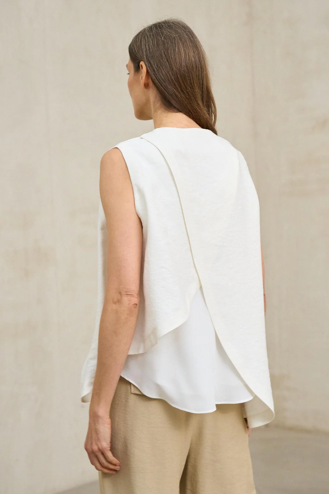 Chaleco Freja blanco - Image 5