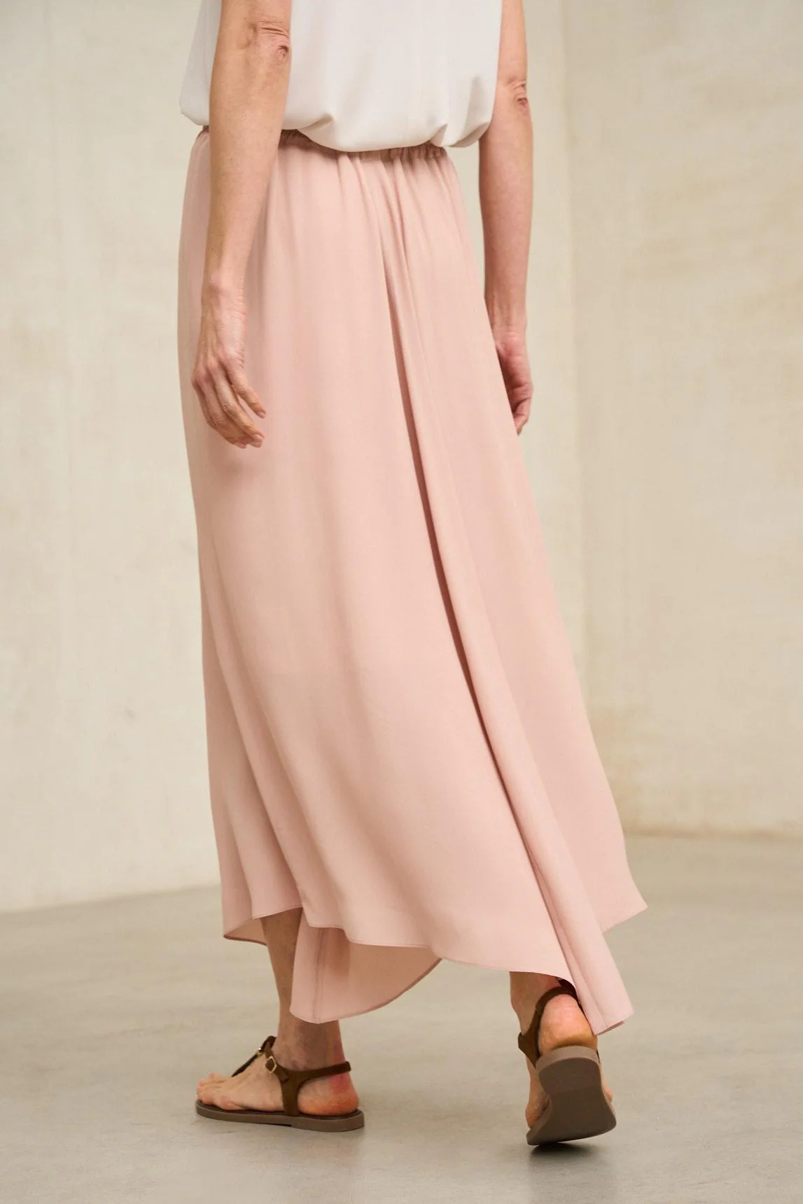 Falda Ailén Rosa Empolvado - Image 4