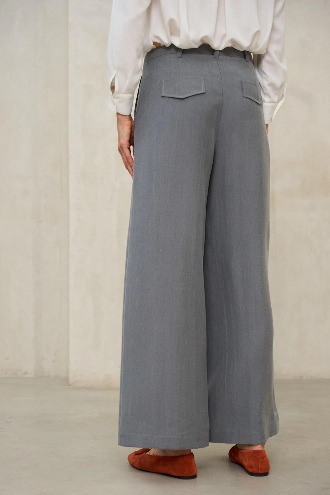 Pantalón Lysel gris oscuro - Image 5