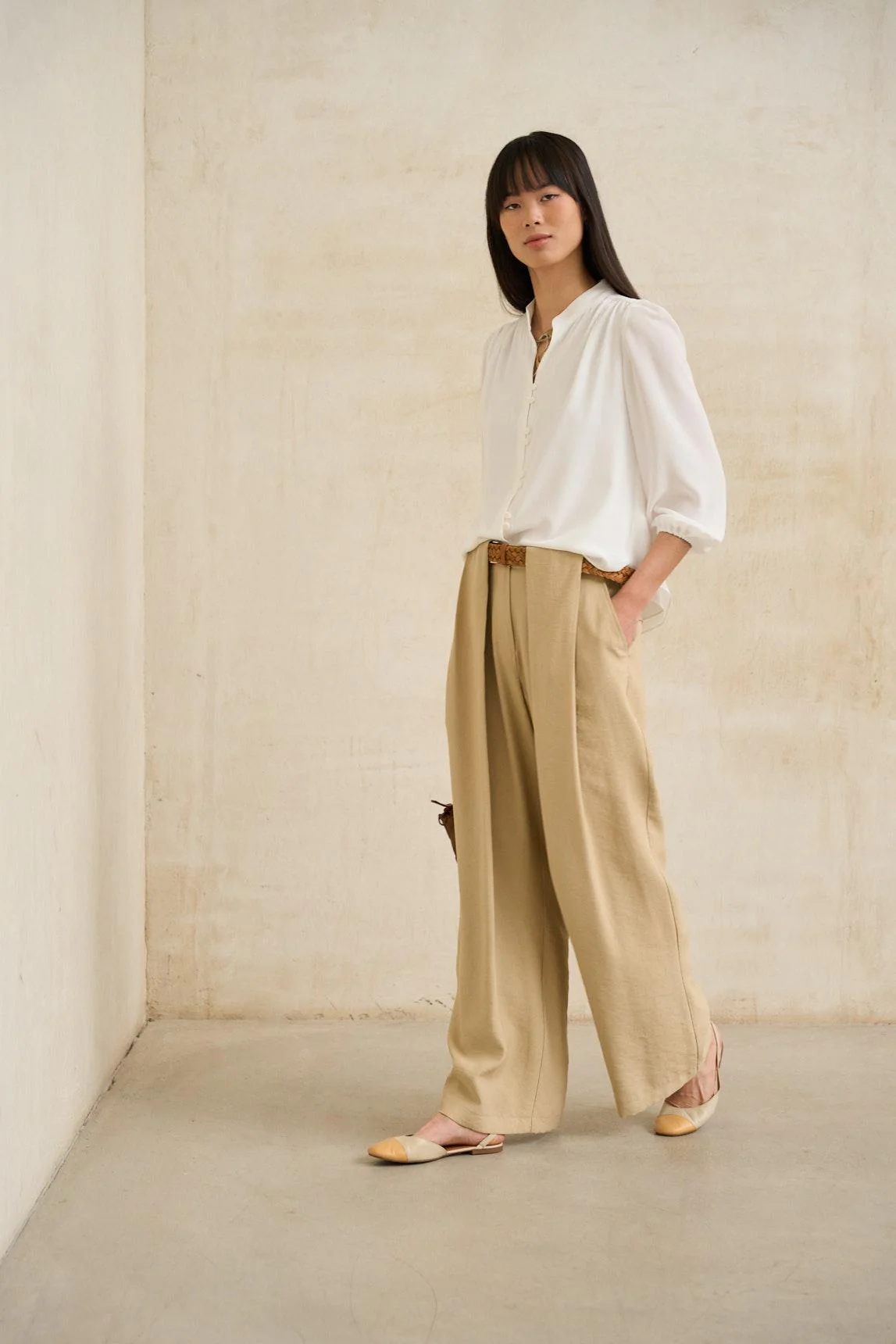 Pantalón Lyss beige - Image 6