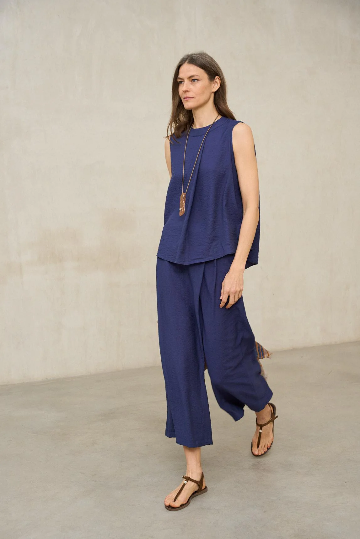 Pantalón Narel azul marino - Image 6
