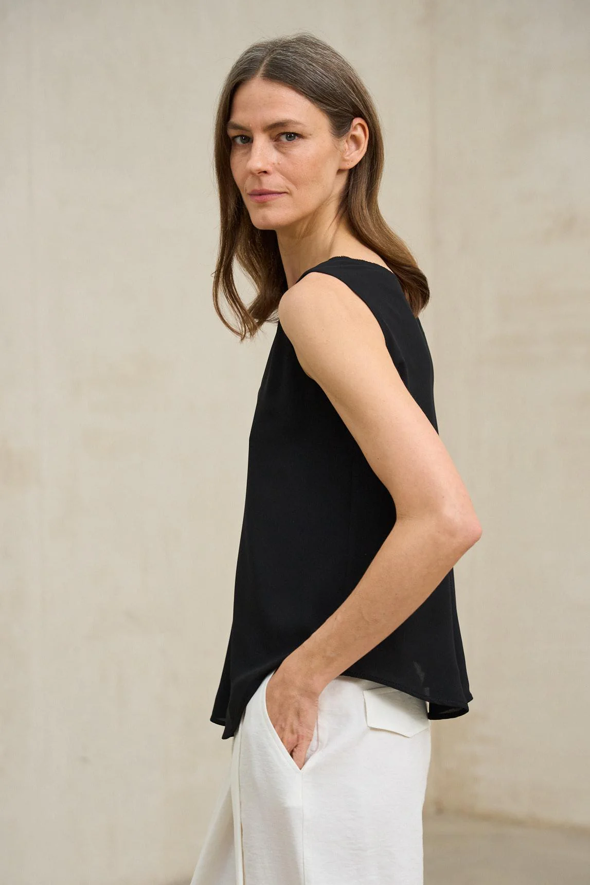Top Inès negro - Image 3