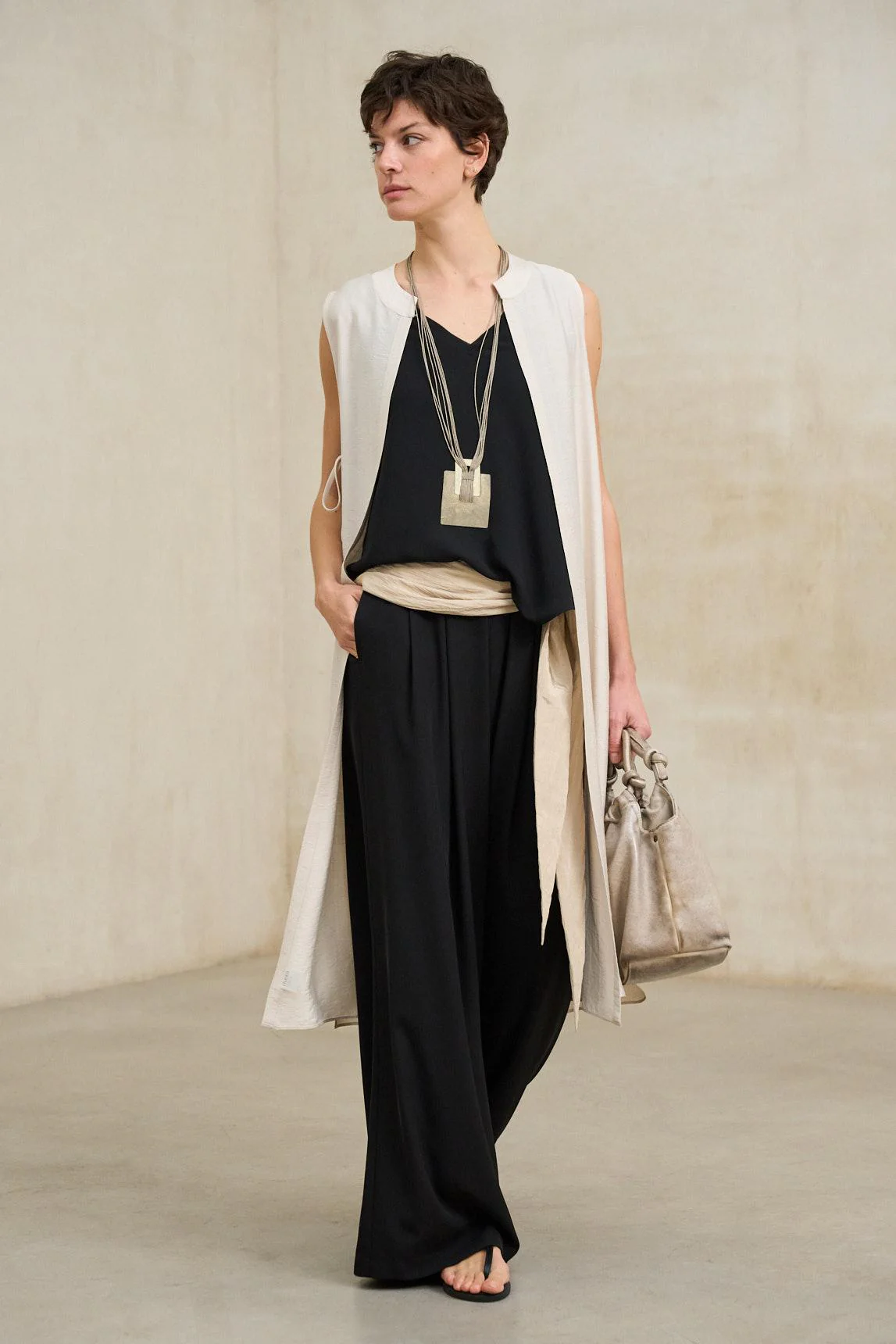 Top Inès negro - Image 6