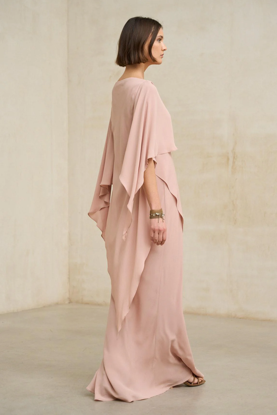 Vestido Kaedryn rosa empolvado - Image 6