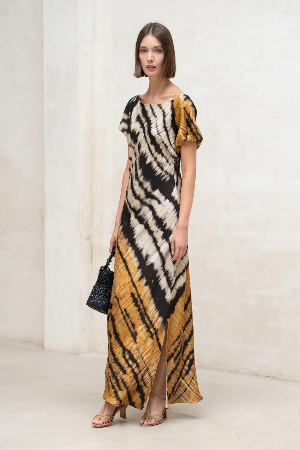 Vestido Yungle estampado mostaza y negro - Image 7